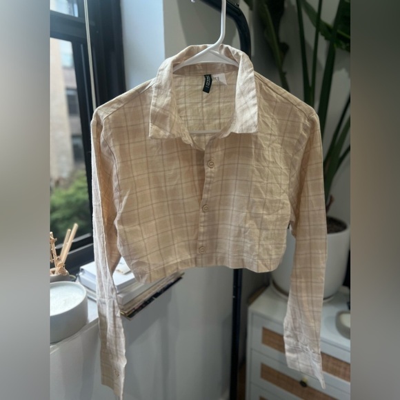 NWOT Neutral Fall button up collared long sleeve plaid crop top - Picture 3 of 5